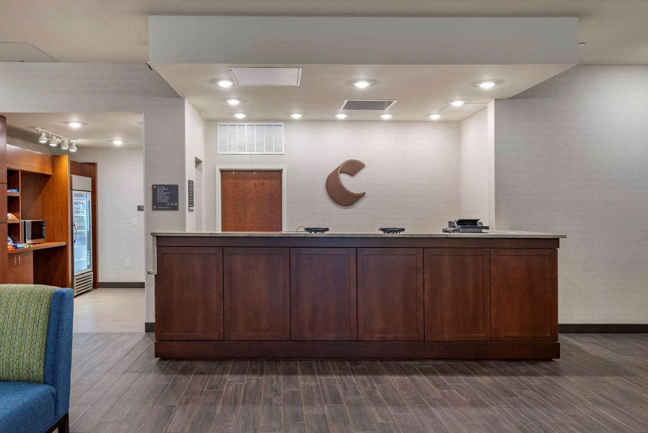 Comfort Suites Newnan Kültér fotó