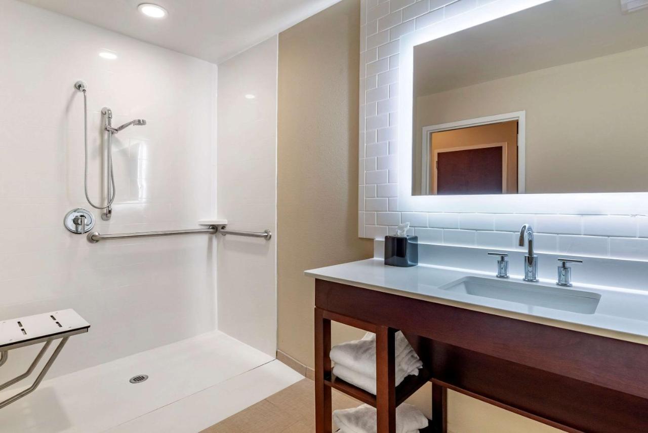 Comfort Suites Newnan Kültér fotó